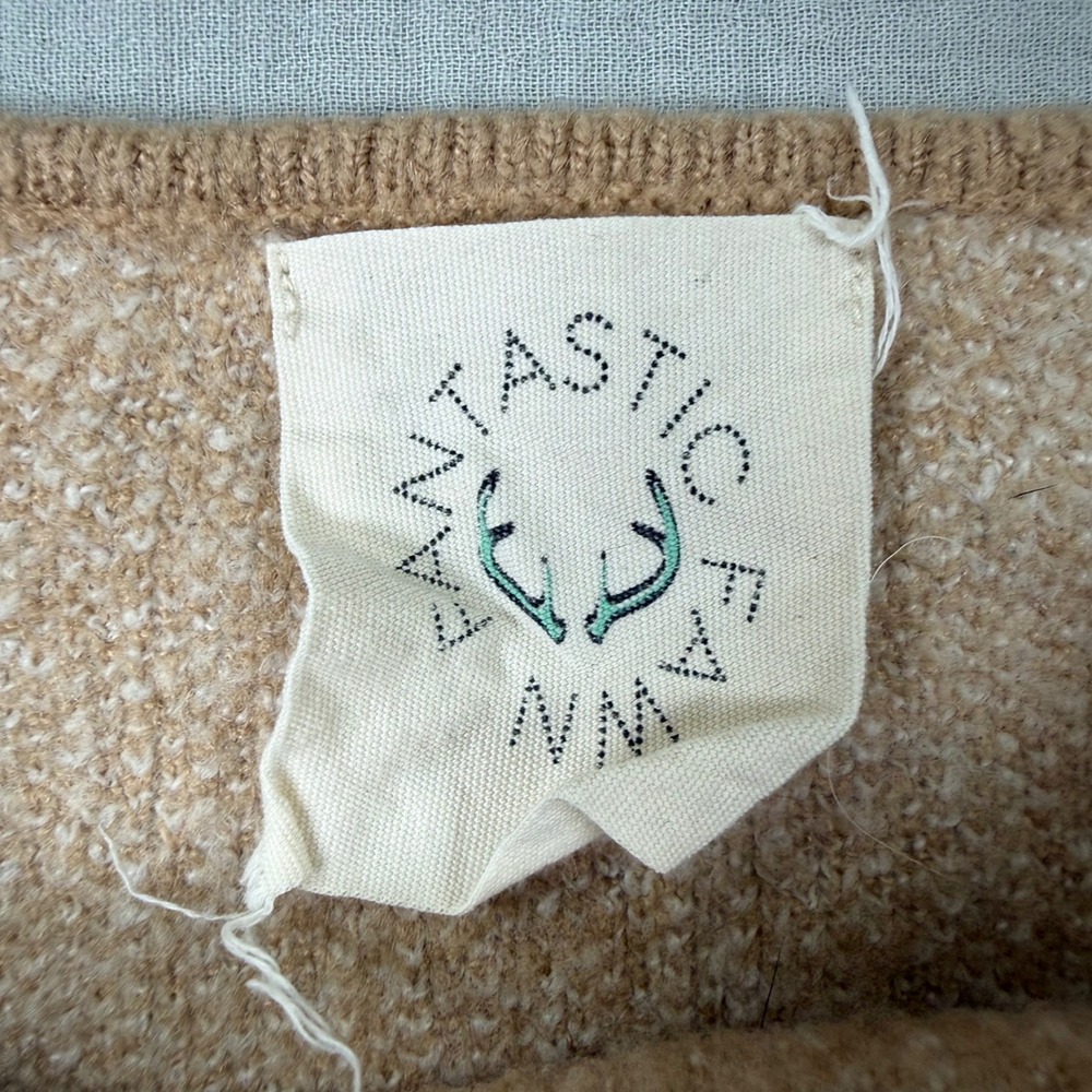 Fantastic Fawn Sweater‎ Womens Small Star Print Distressed Hem Knit Tan White - Picture 5 of 6